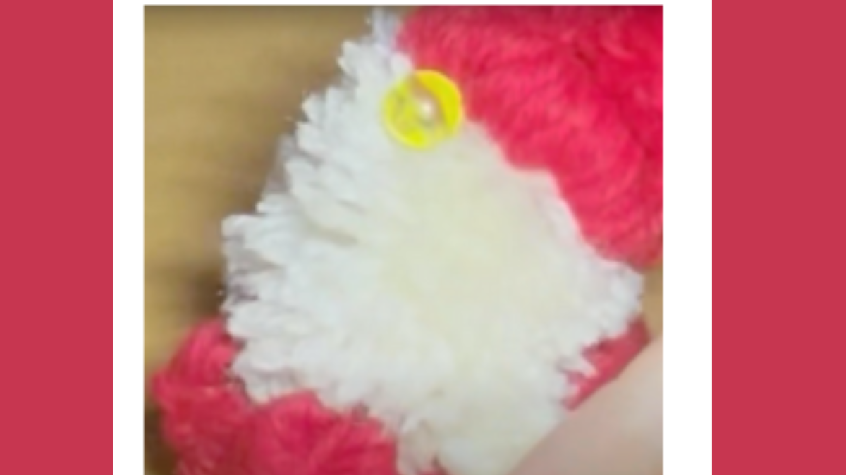 How to make a little Christmas gnome with wool