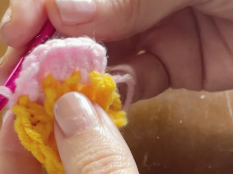 Flor de pensamiento a crochet